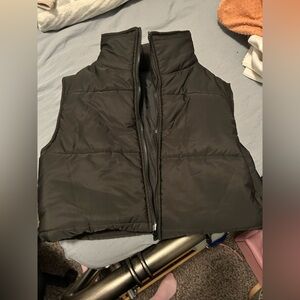 Black Cropped Puffer Vest